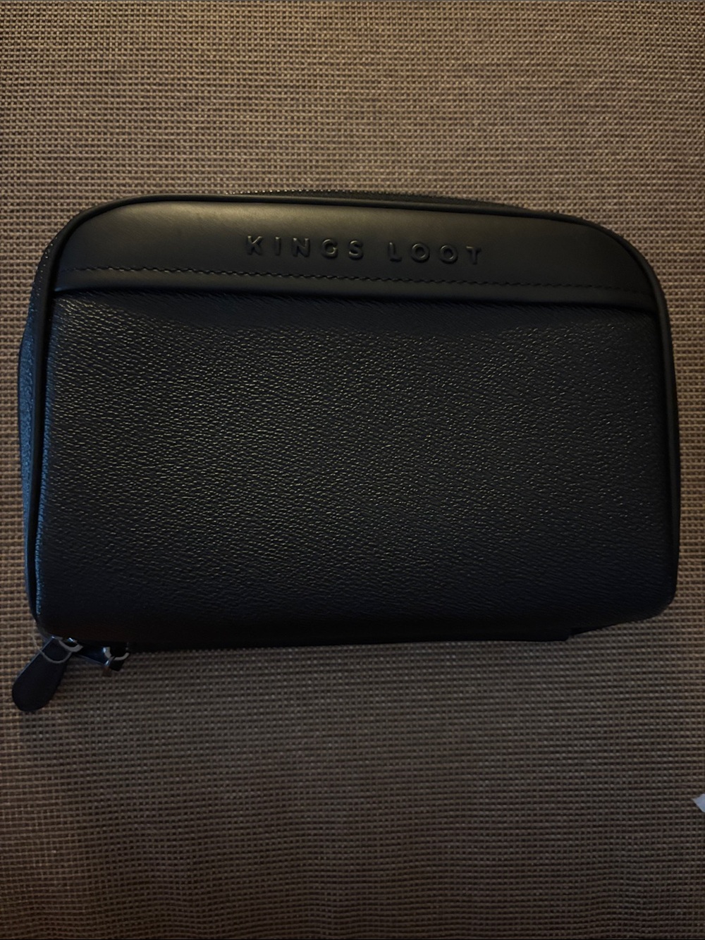 Kings Loot TECH BAG
COLOR: Midnight Black